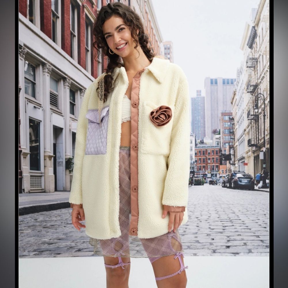NWT Katrina Jacket Cream Shearling Small